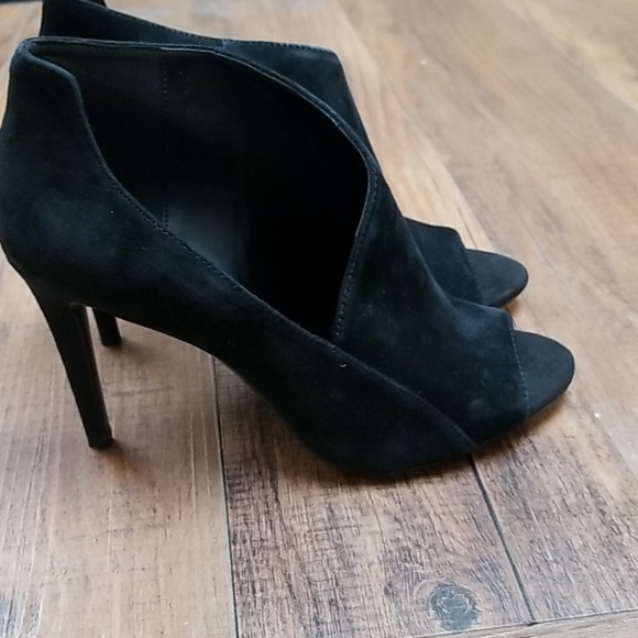 Calvin Klein Women's Nastassia Ankle Booties Women - Picture 3 of 4